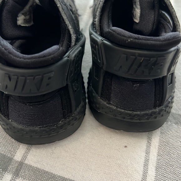 NIKE HUARCHE Run Sz 5.5 like new unisex toddler - Picture 5 of 8
